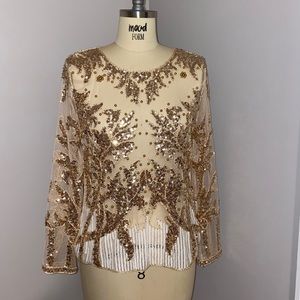 Beautiful bided top